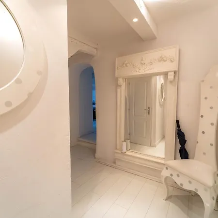 Bc Spacieux Et Atypique 3p, Vieille-ville Apartamento
